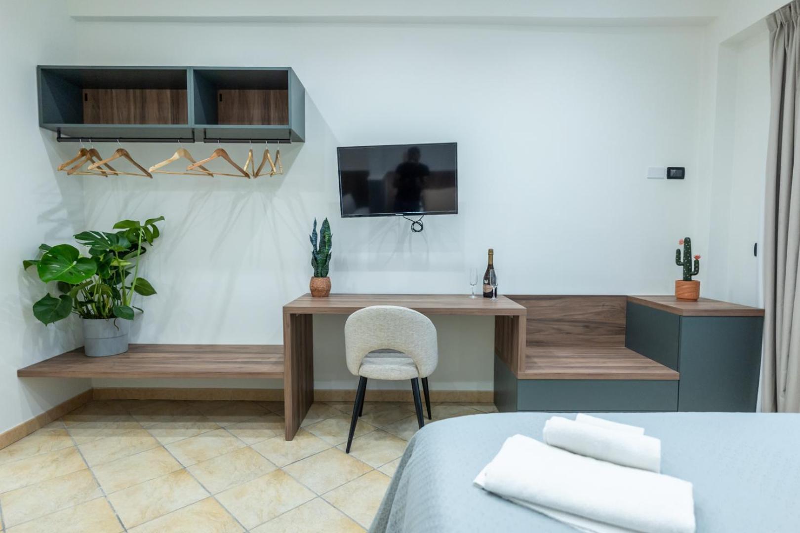 San Giusto Rooms Джардини-Наксос Экстерьер фото
